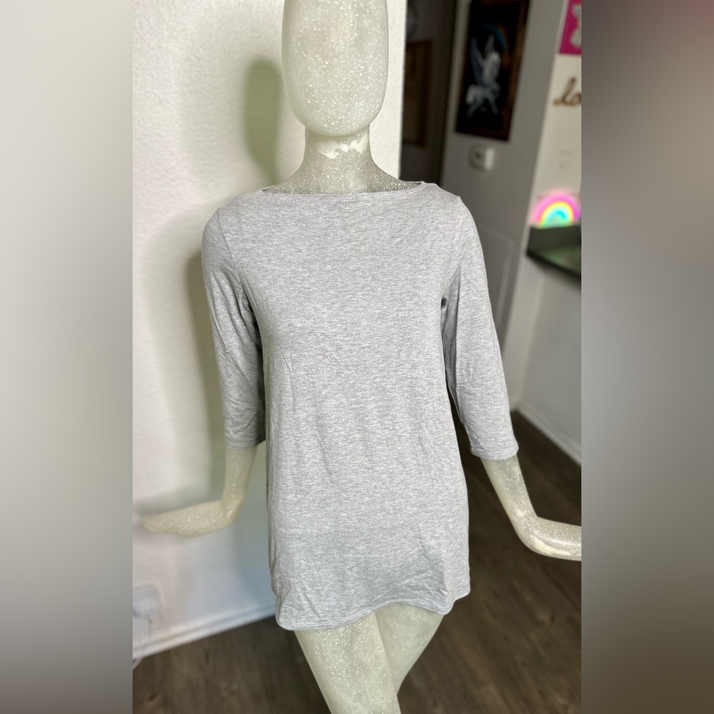 Testimony NWT Women’s Gray Boatneck 3/4” Length Sleeve Top. Size Small